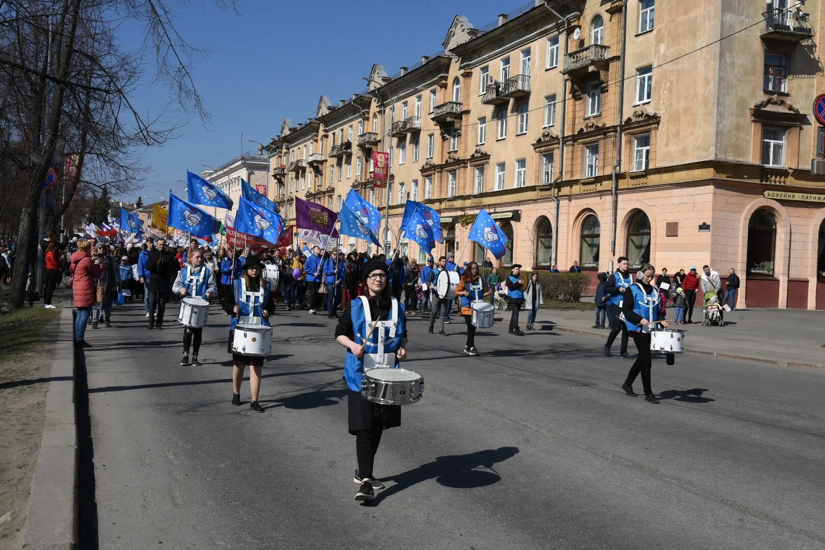 1 мая петрозаводск. Петрозаводск в мае. Петрозаводск 2012. Первое мая Петрозаводск. Май Петрозаводск 2012.