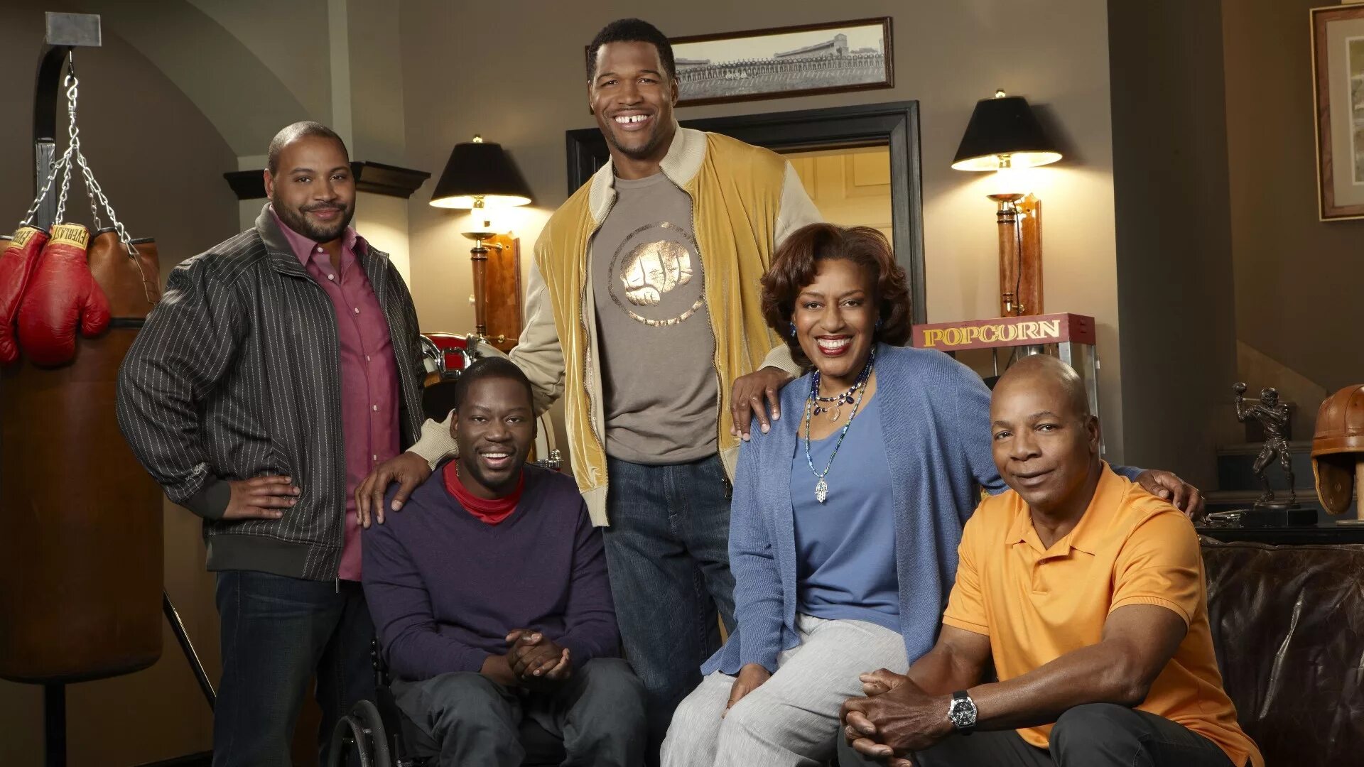 Brother watch me. Карл уэзерс с женой. carl weathers 2025. darryl weathers. johnson brothers sitcom.