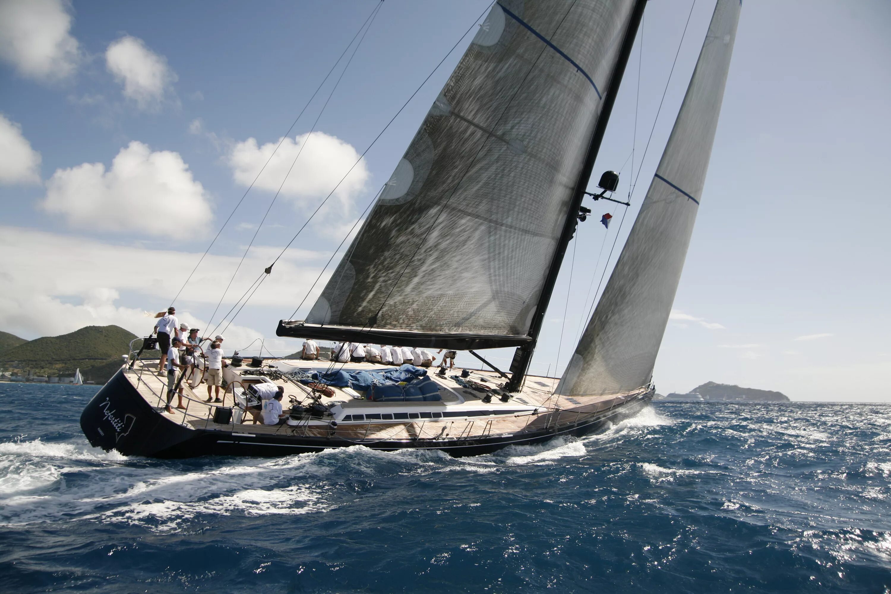 In our sailing boat перевод