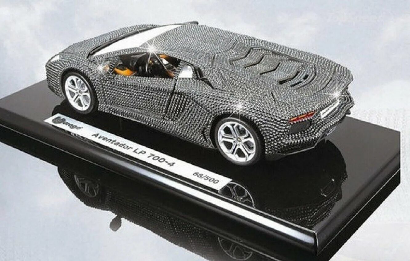 Модель автомобиля Lamborghini Aventador — $ 4,6 млн. Ламборгини авентадор Сваровски. Дорогие игрушки. Самые дорогие игрушки.