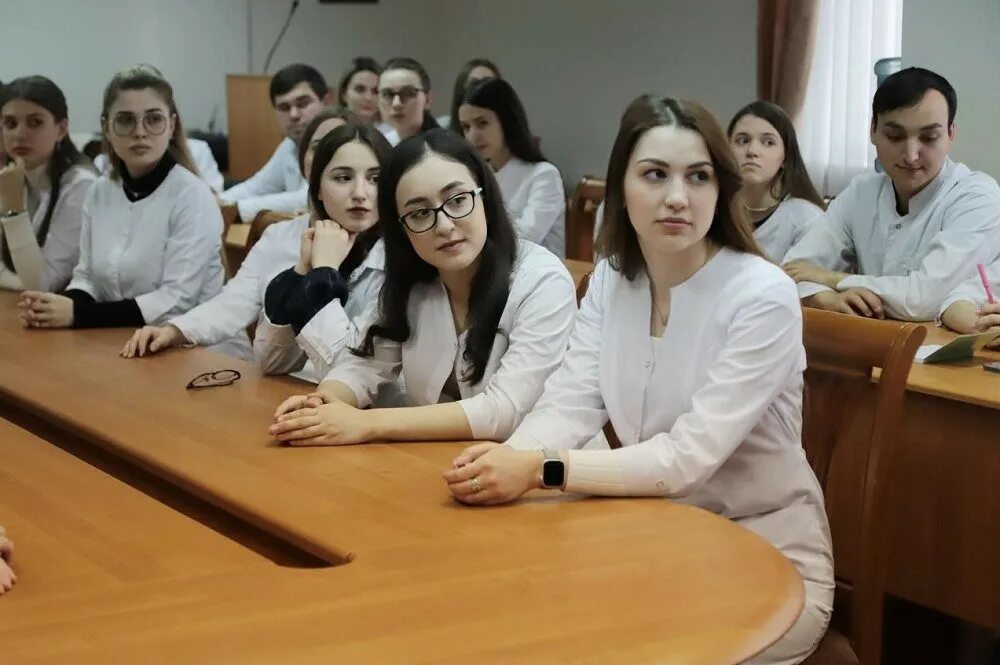 Майкоп институт. Мгту майкоп лечебное дело. Ногинский колледж. Мгту медицинский институт майкоп. Мгту майкоп медицинский факультет.
