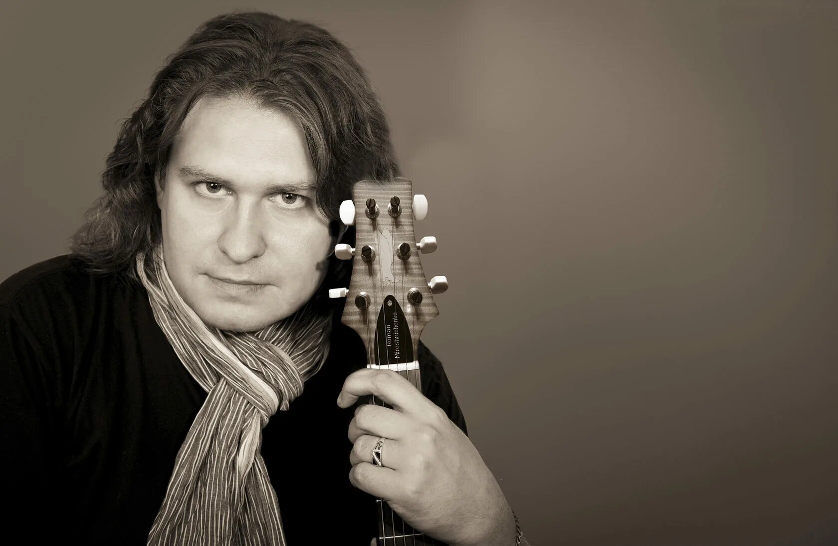 Мирошниченко гитарист. Мирошниченко гитара.