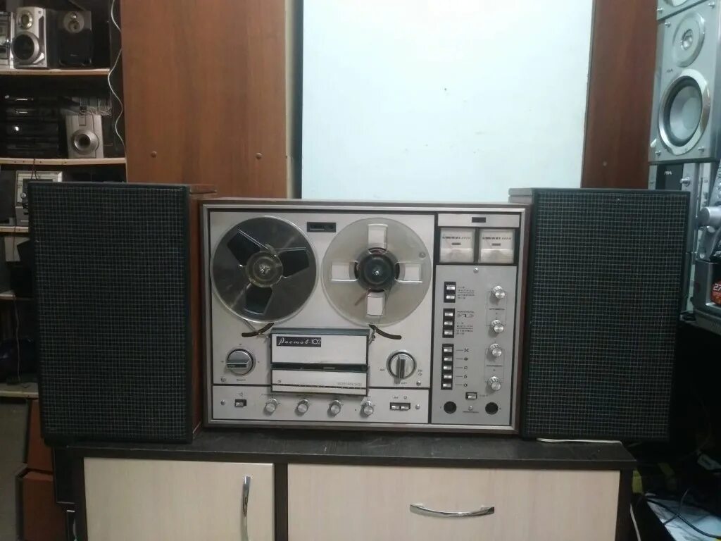 ремонт магнитолы ростов. магнитола ростов. Cd магнитолы goldstar. магнитола для. магнитола бумбокс "philips az1007".