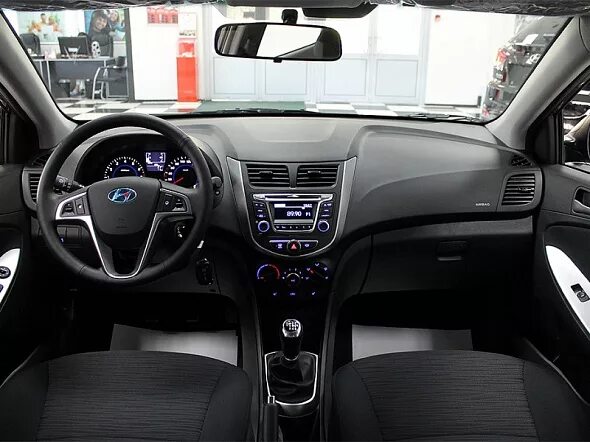 Солярис механика отзывы. Hyundai solaris 2017 механика. hyundai solaris 1.4. hyundai solaris 2025 салон механика. hyundai solaris 2014 комплектации.