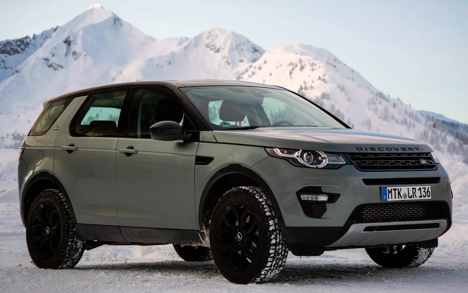 Land rover discovery sport отзывы. Ленд Ровер Дискавери спорт 2015. Land Rover Discovery Sport l550. Land Rover Discovery Sport 2014. Land Rover Discovery Sport 2015.