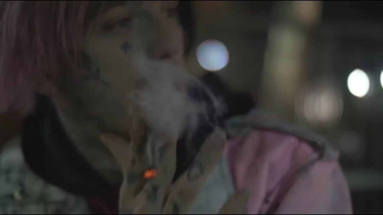 Уведомление пип. Гиф лил пип курит. lil peep гифка. lil peep курит gif.