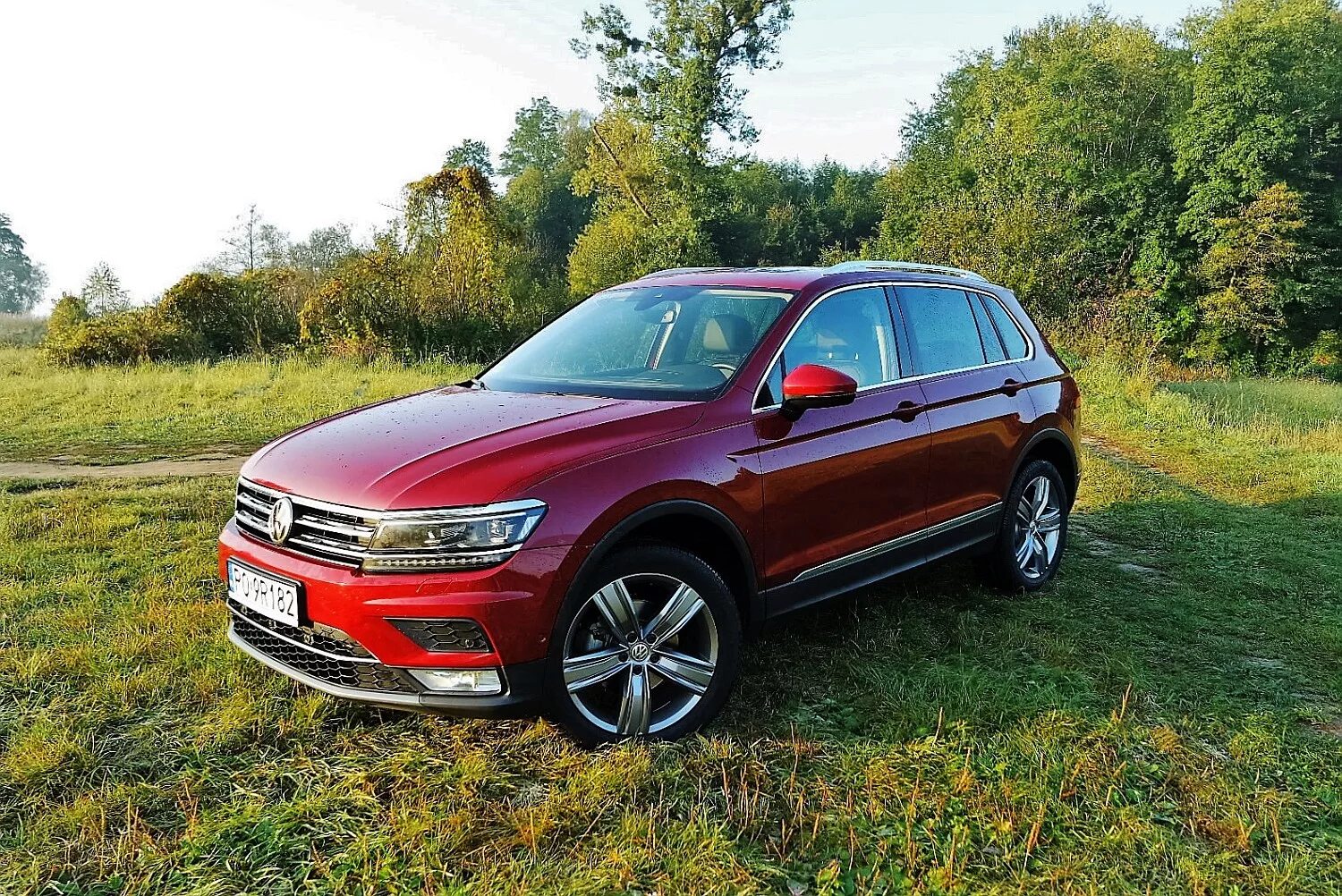 Volkswagen tiguan 2.0 tdi. Tiguan 2. Фольксваген Тигуан 2.0. Тигуан 2.0 2018. Volkswagen Tiguan TDI.