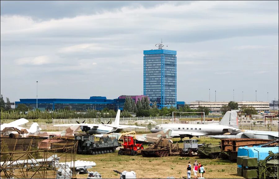 Музей техники автоваза в тольятти. Парковый комплекс тольятти. Технический музей тольятти. Технический музей автоваза. Технический музей ваза.