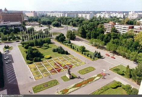 Расположить на площади