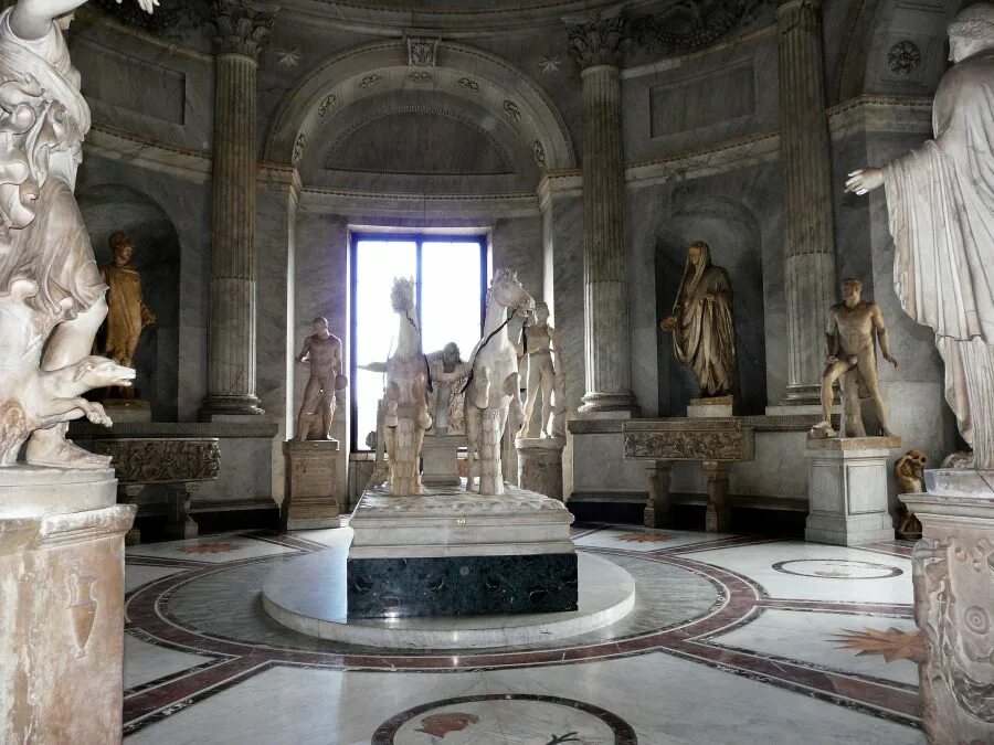Музей скульптуры пио-клементино ватикан. Музей ватикана зал ротонда. Музей пия климента в ватикане. Музей скульптуры пио-клементино ватикан. Музей пия климента в ватикане.