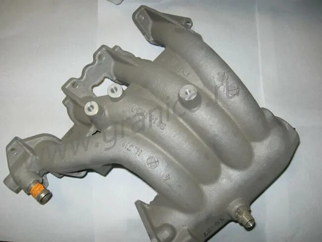 Коллектор дэу нексия 8 клапанов. Впускном коллекторе daewoo nexia 1. 5. 5. Выпускной коллектор ланос 1.