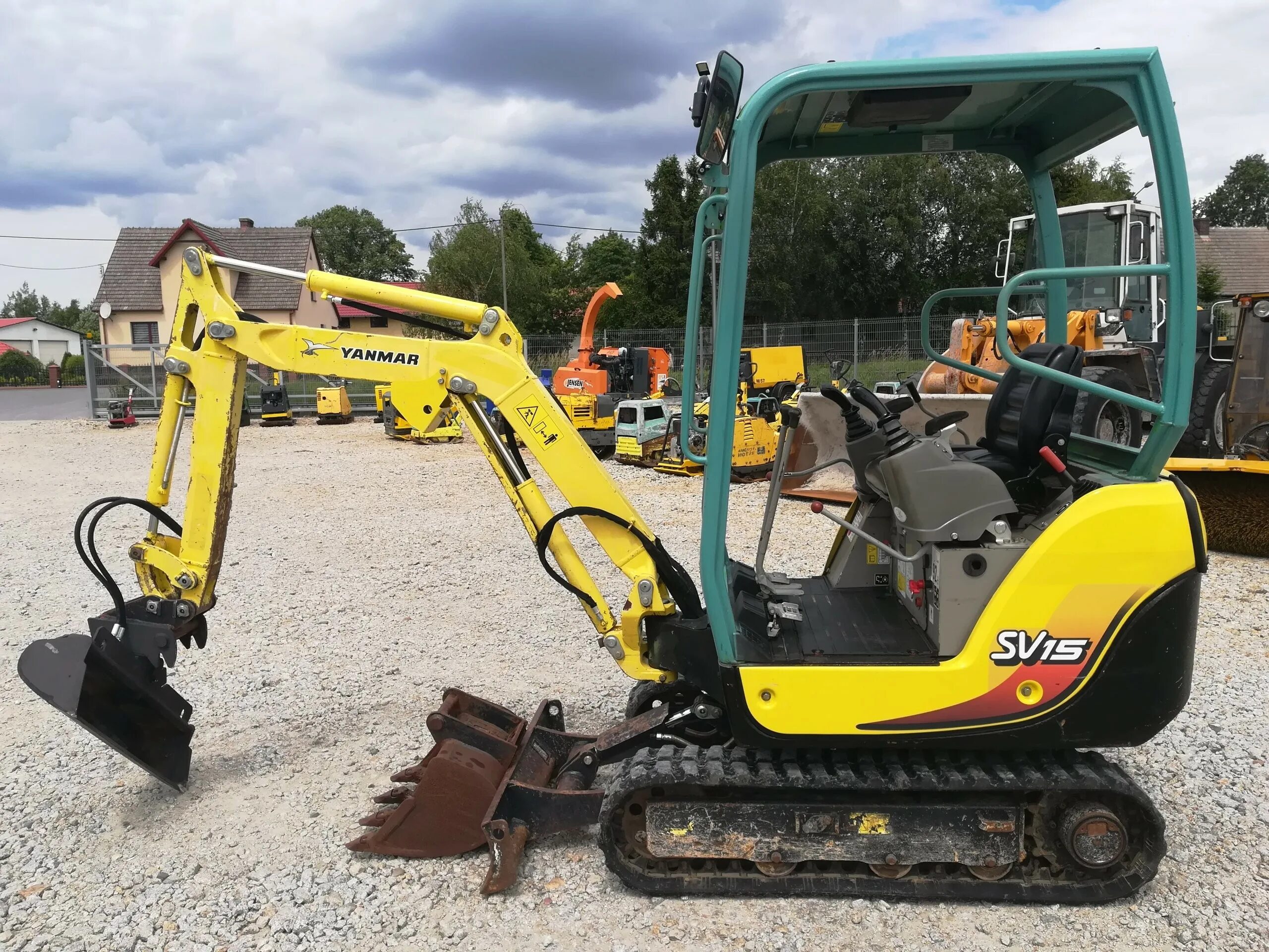 Мини экскаватор янмар. Yanmar sv15. Yanmar sv19 VT. Yanmar sv500 экскаватор. Yanmar sv15 запчасти.