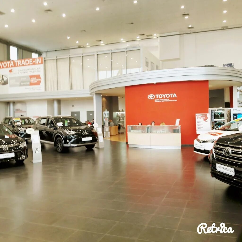 Major toyota. Тойота центр сокольники. Major toyota. Автосалон в химки ленинградское шоссе. Тойота дилер шереметьево.
