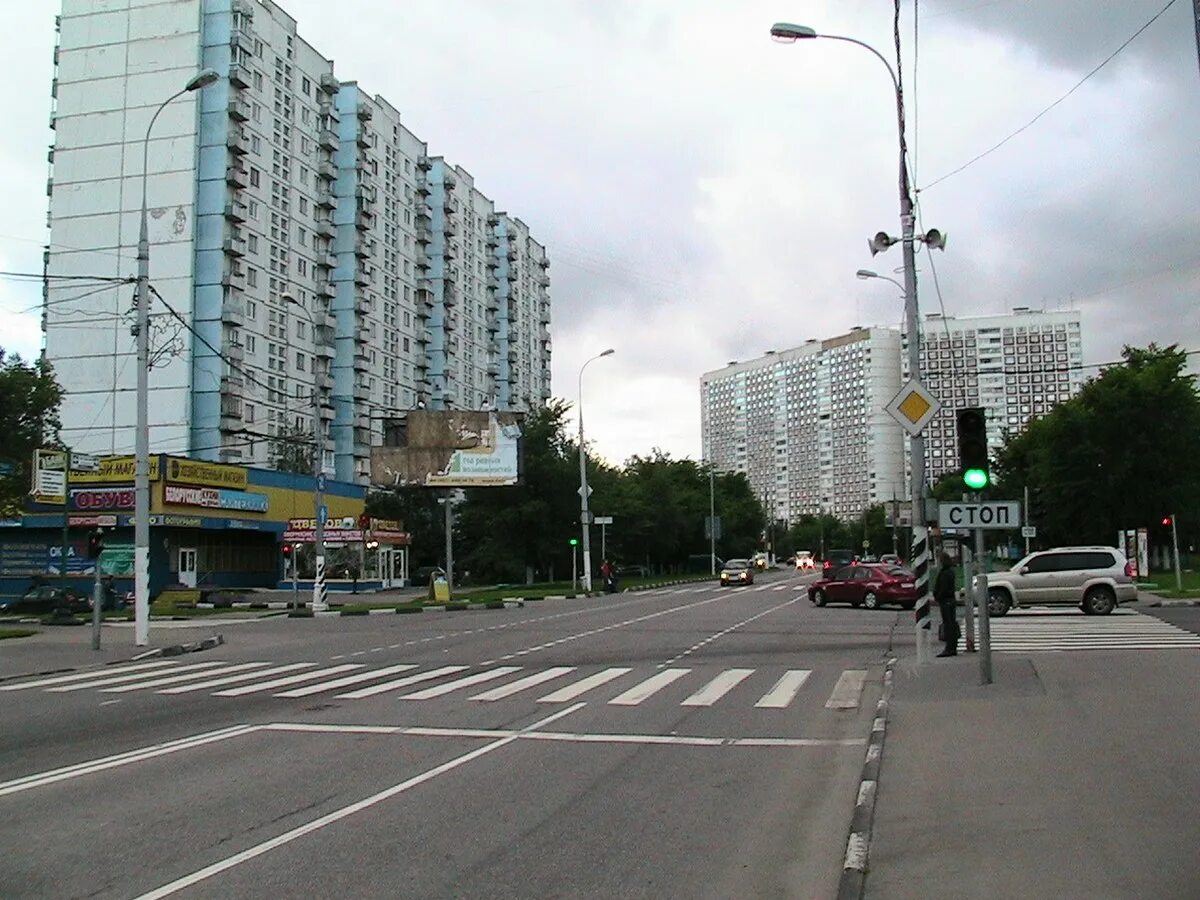 Москва ул тарусская. Ул Литовский бульвар. Район Ясенево Москва Литовский бульвар. Ясенево улица Вильнюсская. Литовский бульвар Москва 2001.