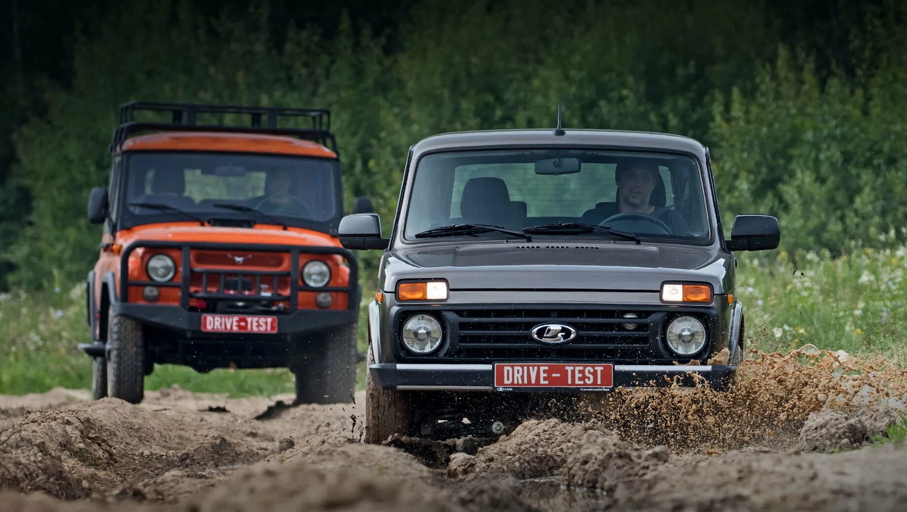 Тест драйв хантер. УАЗ Хантер и Нива. UAZ 4x4 Hunter. Дефендер на УАЗ Хантер.