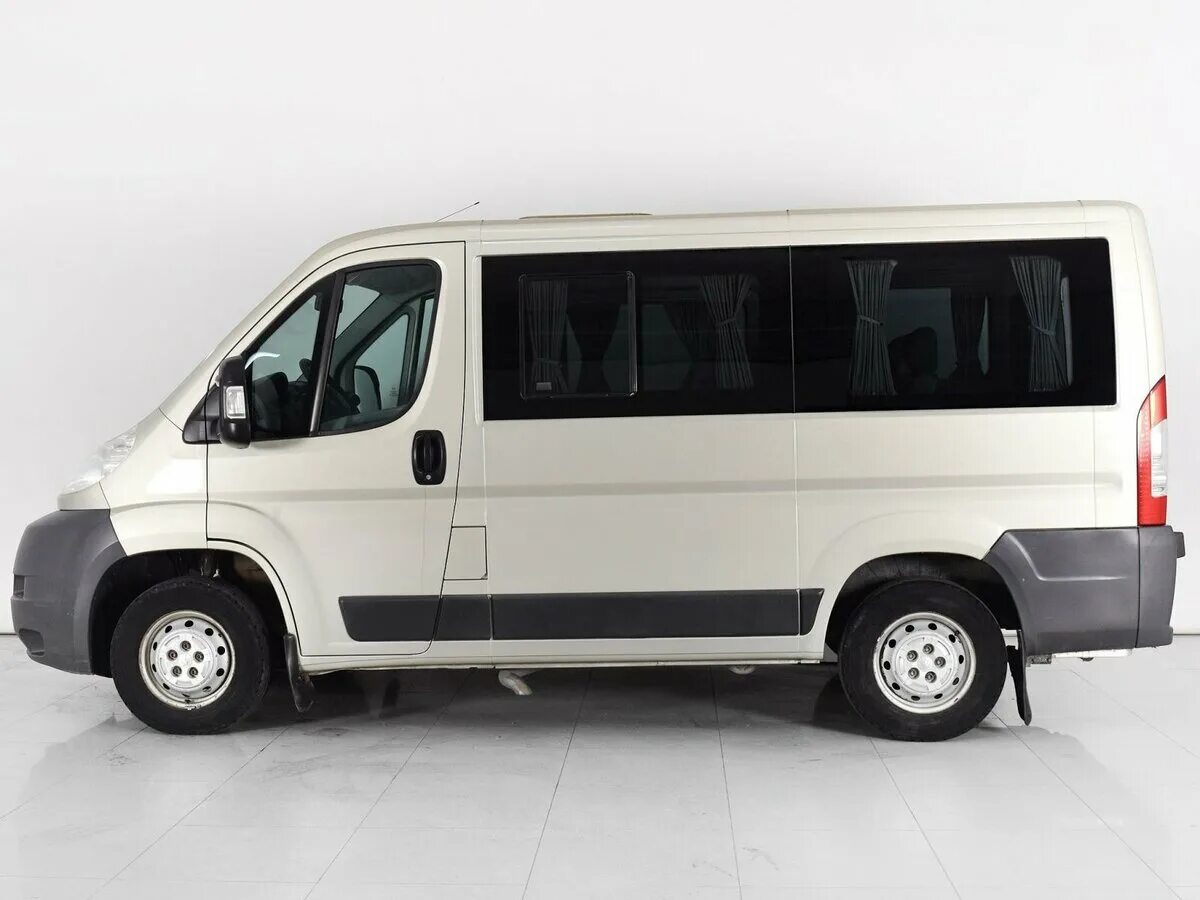 Купить пежо боксер 2. Peugeot Boxer 8+1. Пежо боксер 3 пассажирский. Пежо боксер пассажирский 8. Пассажирский Пежо боксер 8+1.