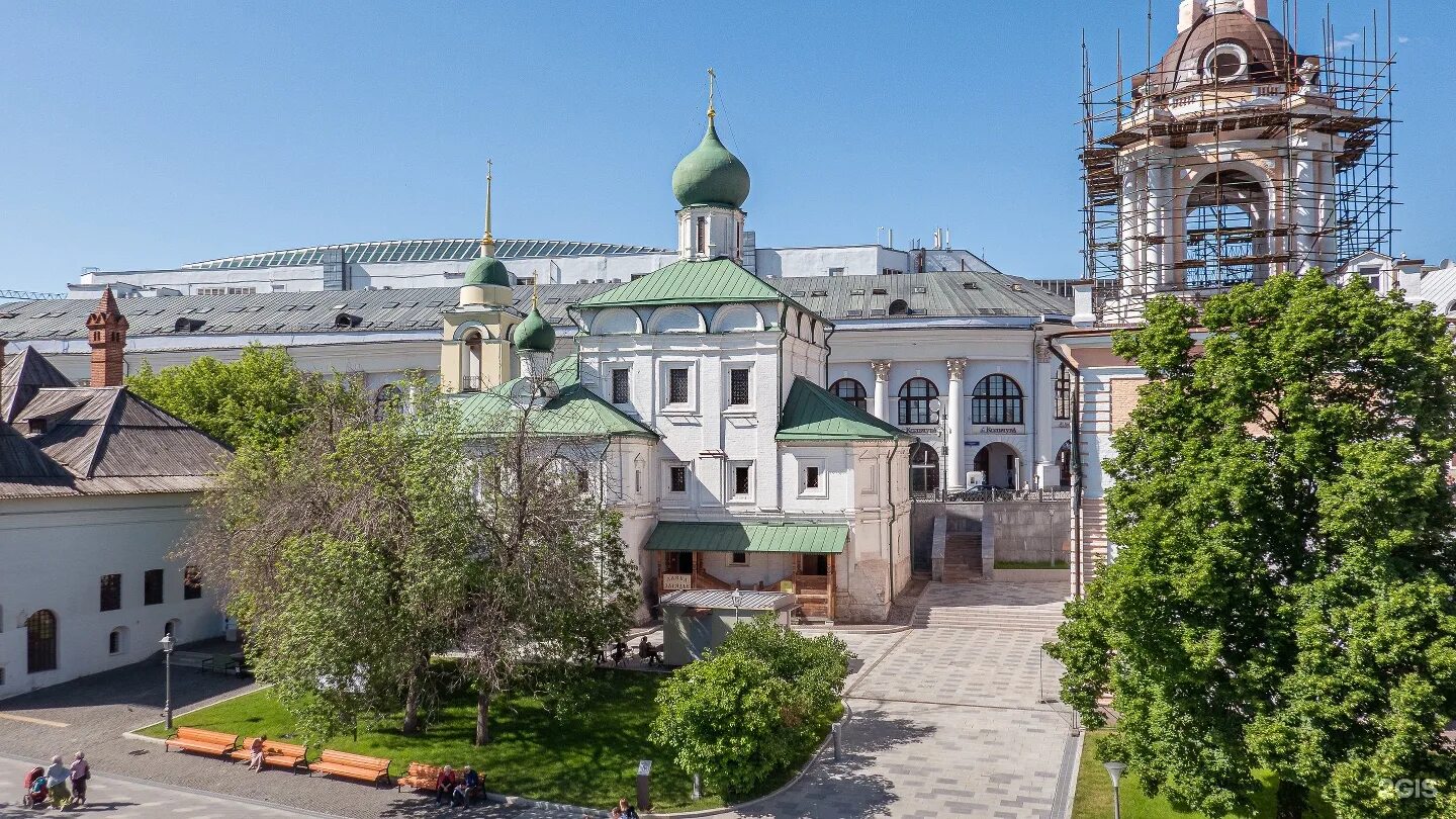 Варварка 4 москва. Храм максима блаженного на варварке. храм максима блаженного на варварке иконостас. ул. варварка, вл. 65 информационный купол.