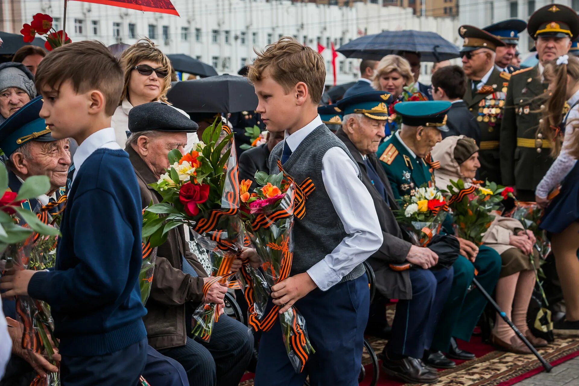 Сколько лет отмечается день победы. Празднование 9 мая. празднование дня победы. день победы парад. традиции празднования дня победы.