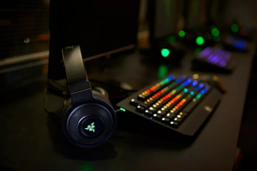 Razer setup. Периферия от razer. rgb гитара razer. razer chroma support. razer valorant.