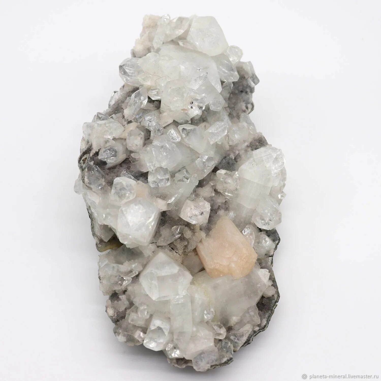 Кристаллы в природе. Свинцовая руда. Лед минерал. Белый горный хрусталь. Аполло лед камень.