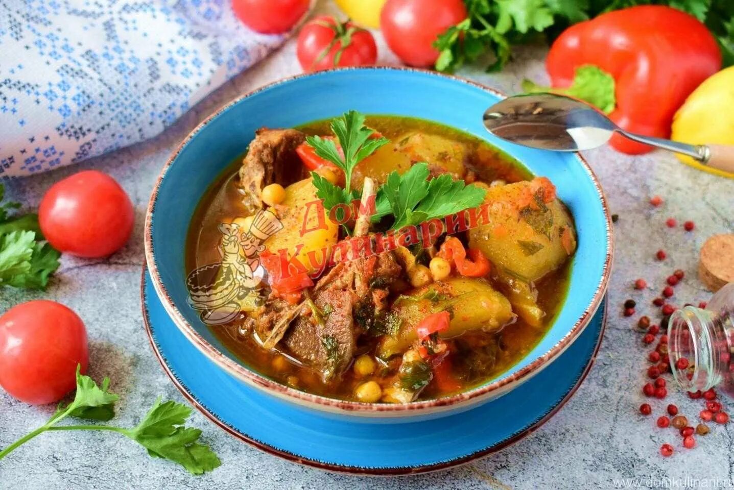 Бозбаш суп азербайджанская кухня. Мастава мампар. Кавказский суп с нутом. Бозбаш из баранины. Азербайджанская кухня бозбаш.