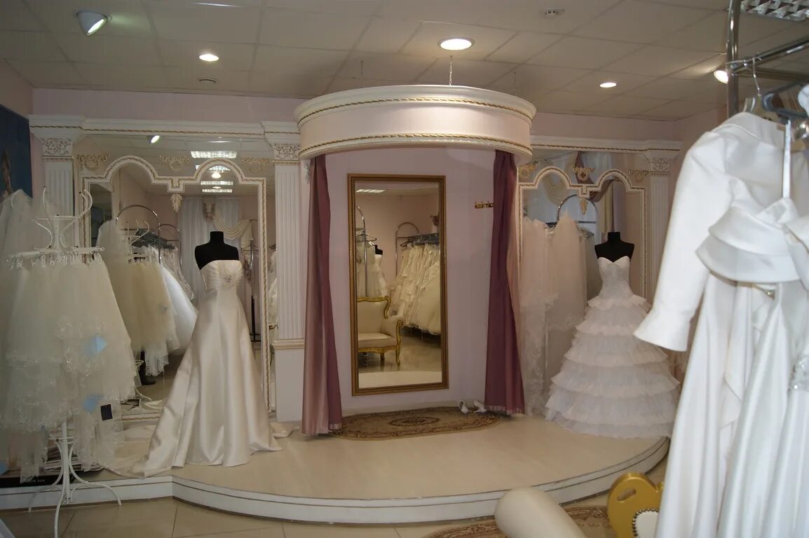 костюм жениха. свадебные костюмы для мужчин. костюм жениха. креативные костюмы на свадьбу. салон свадебных костюмов.