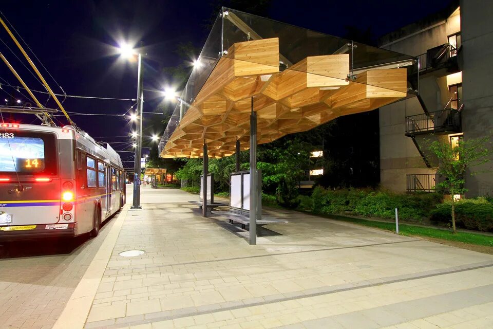 Красивые автобусные остановки. Необычные остановочные павильоны. Самые современные остановки. Ванкувер, канада автобусная остановка. Немецкий архитектор майер.