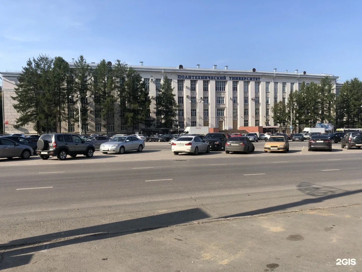 политех пермь октябрьская площадь. комсомольский проспект октябрьская площадь. октябрьский площадь пермь. октябрьская площадь пермь комсомольский проспект. октябрьская площадь нижний новгород.