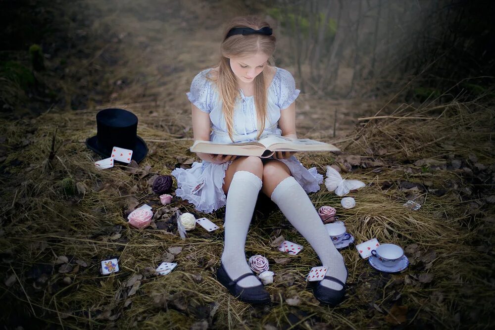 однажды наступает такой момент. стих молодость и зрелость. фотосессия в стиле алиса в стране чудес. если человек соврал однажды цитаты. королёв сергей павлович цитаты.