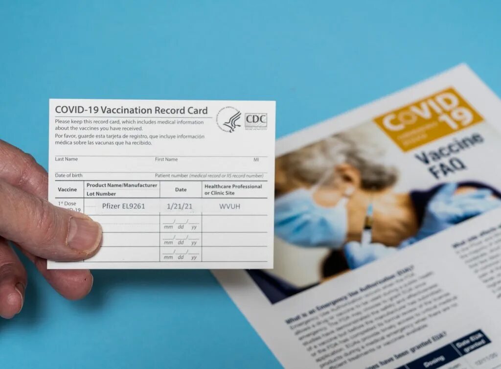 Covid-19 vaccination record Card. Vaccination Card blank. Карта вакцинации Файзер. Карточка о вакцинации Covid. Covid 19 s