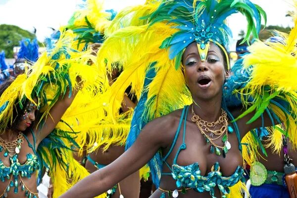 Дам гватемалу и два барбадоса. Барбадос Геншин. Барбадос население. Барбадос фестиваль. Жители Барбадоса.