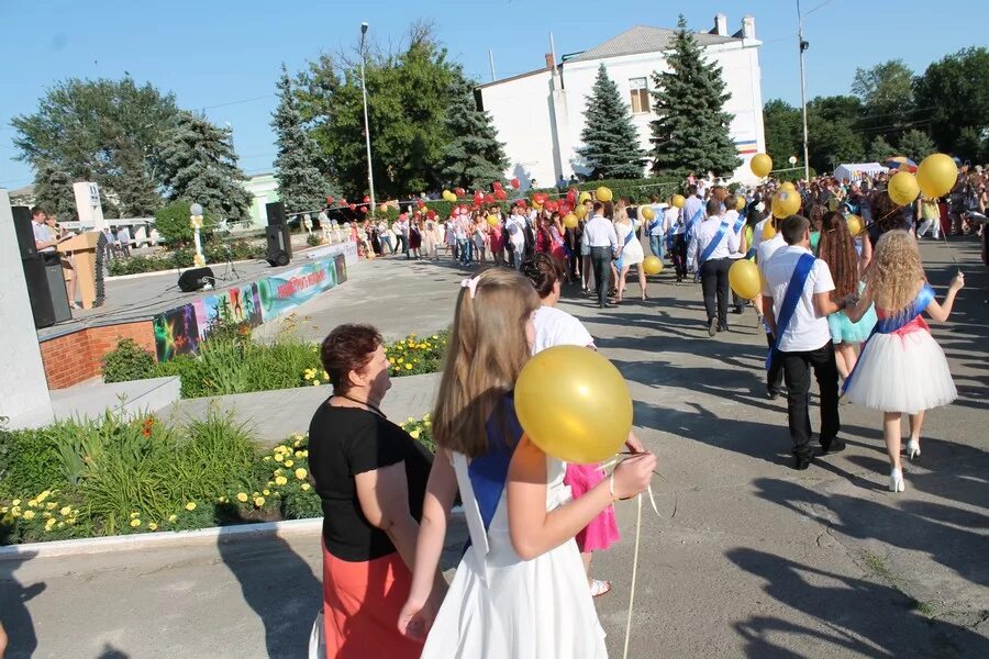 Погода в константиновске. Константиновск Ростовская область. Город Константиновск. Город Константиновск Ростовской области население. Население города Константиновск.