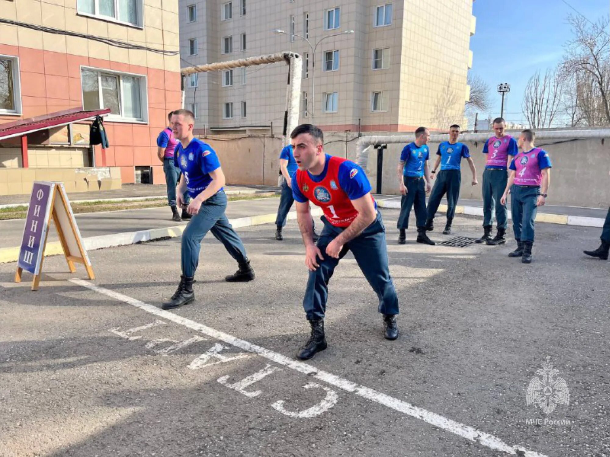 Волжский спасательный. ФГКУ Волжский СЦ МЧС России. Волжский спасательный центр МЧС России. Волжский спасательный центр Самара. Шеврон Волжский спасательный центр.