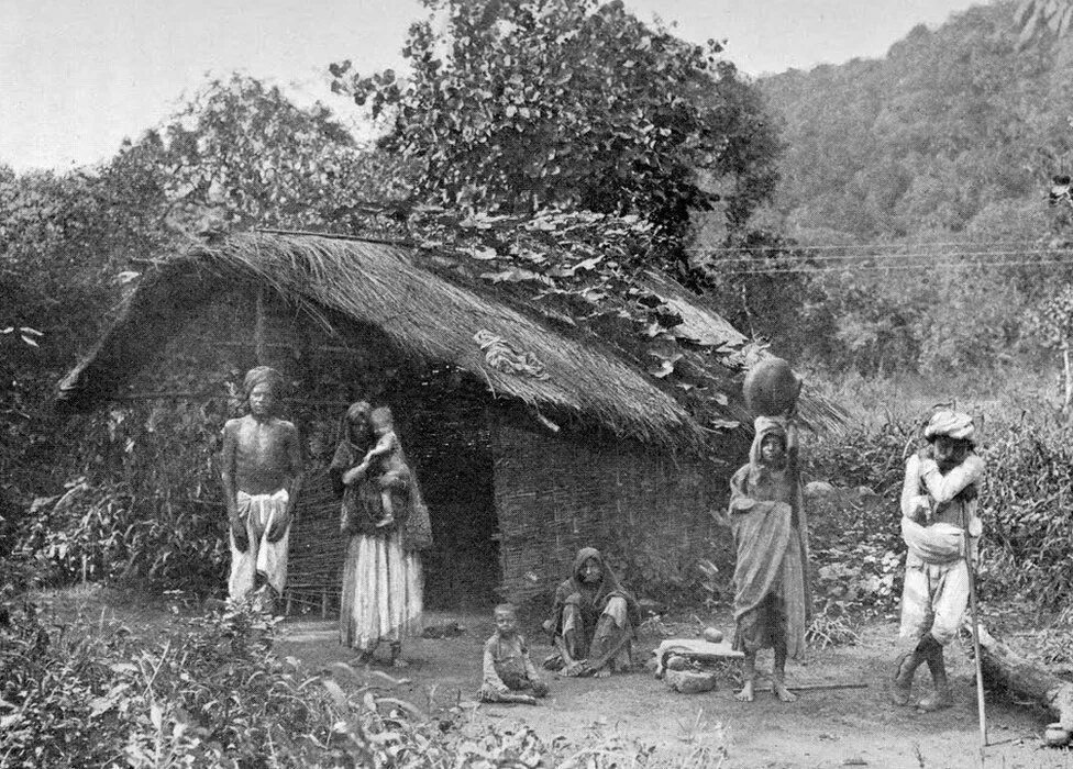 People in the village had been. Крестьяне в Индии 19 век. Сельская община в Индии в средние века. Деревня Индии 19 век. Сельское хозяйство в Индии в 19 веке.
