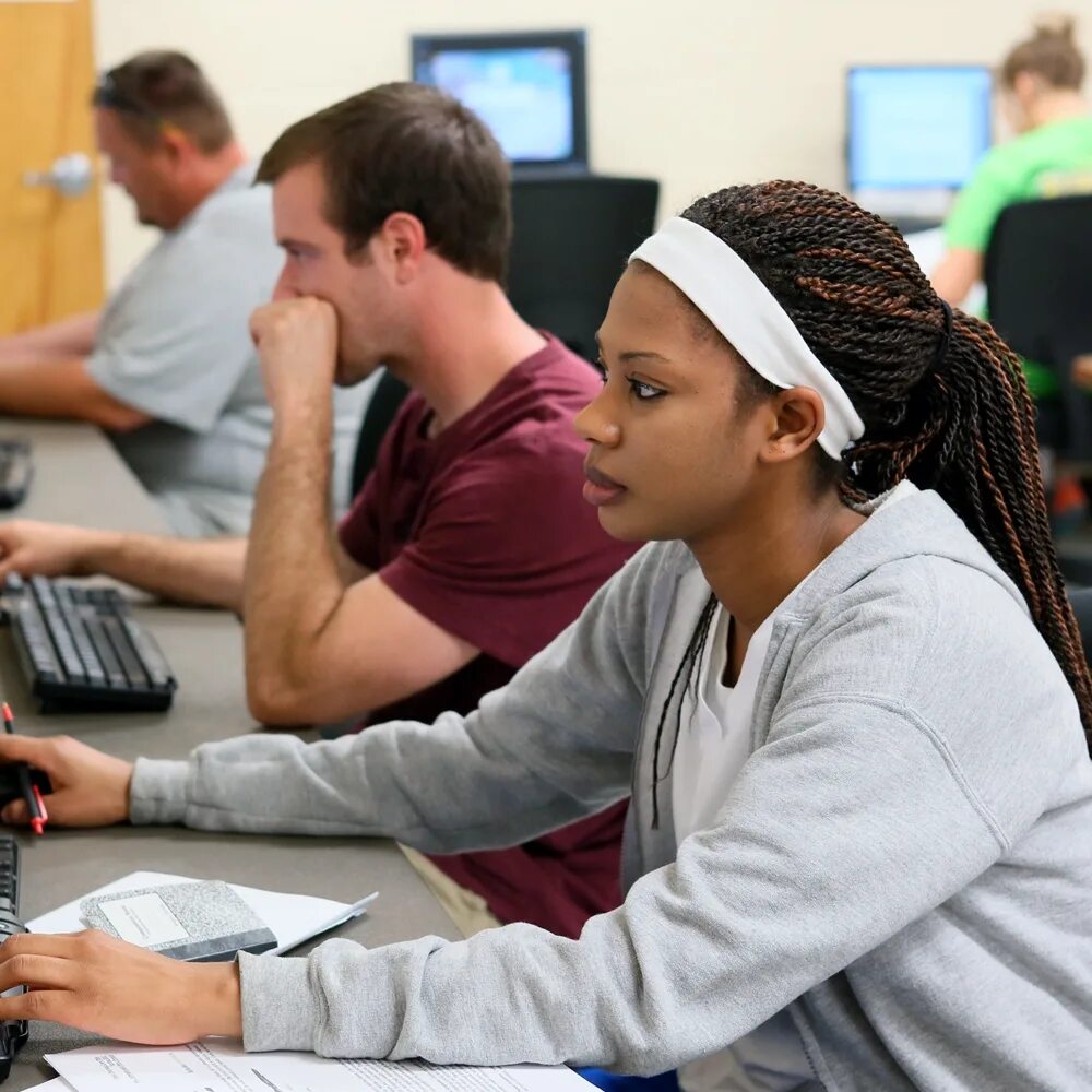 Инженер по тестированию. Профессия инженер по тестированию. Тестировщик. Инженер по тестированию практикум. Программирование в компьютерных системах.