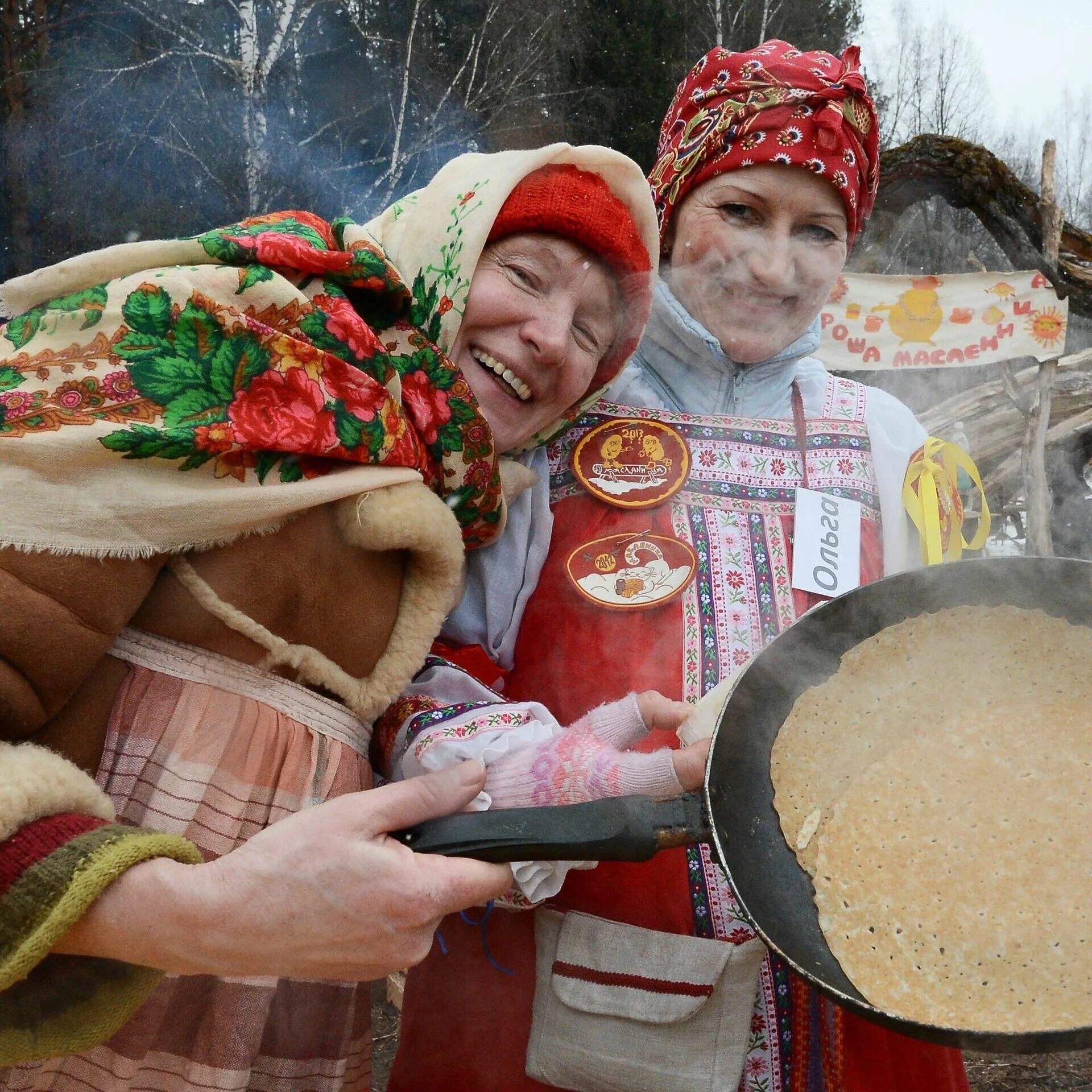 Печка на Масленицу. Печь блины. Масленица шашлыки блины. Что пекут на Масленицу. Почему на масленицу пекут именно блины