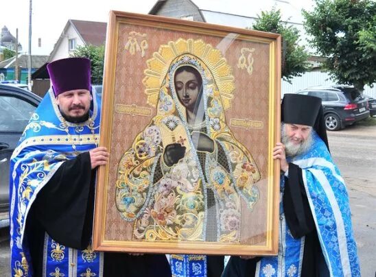 Калужская икона чудотворная. Калужская богоматерь икона чудотворная. Монастырь калужской иконы божией матери ждамирово. Празднование чудотворной калужской иконы божией матери. Калужская икона божией матери георгиевский храм.