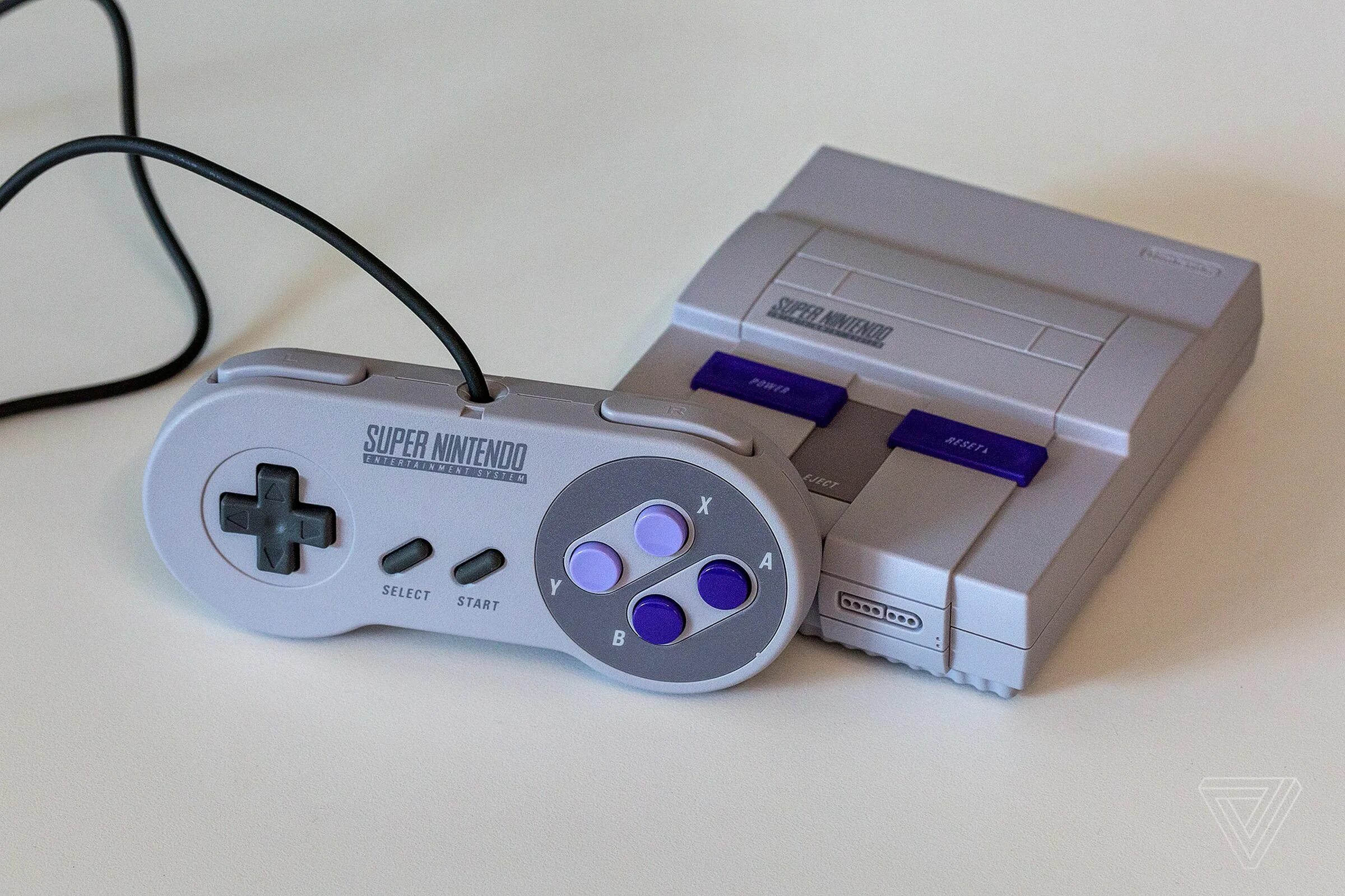 Super nintendo download. Нинтендо супер Нинтендо. Super Nintendo Snes. Супер Нинтендо Интертеймент систем. Nintendo super Famicom.