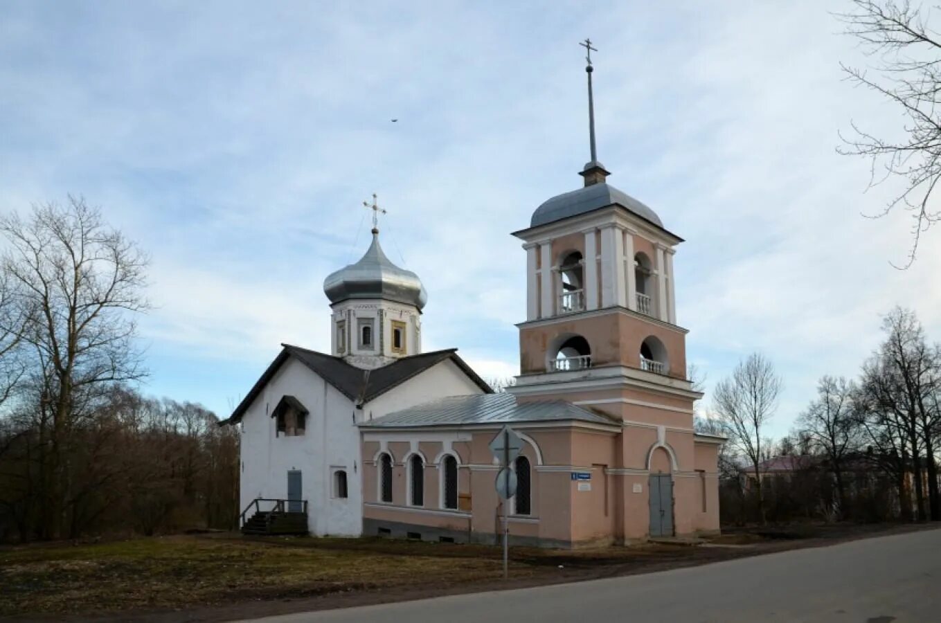Церковь троицы живоначальной новгород