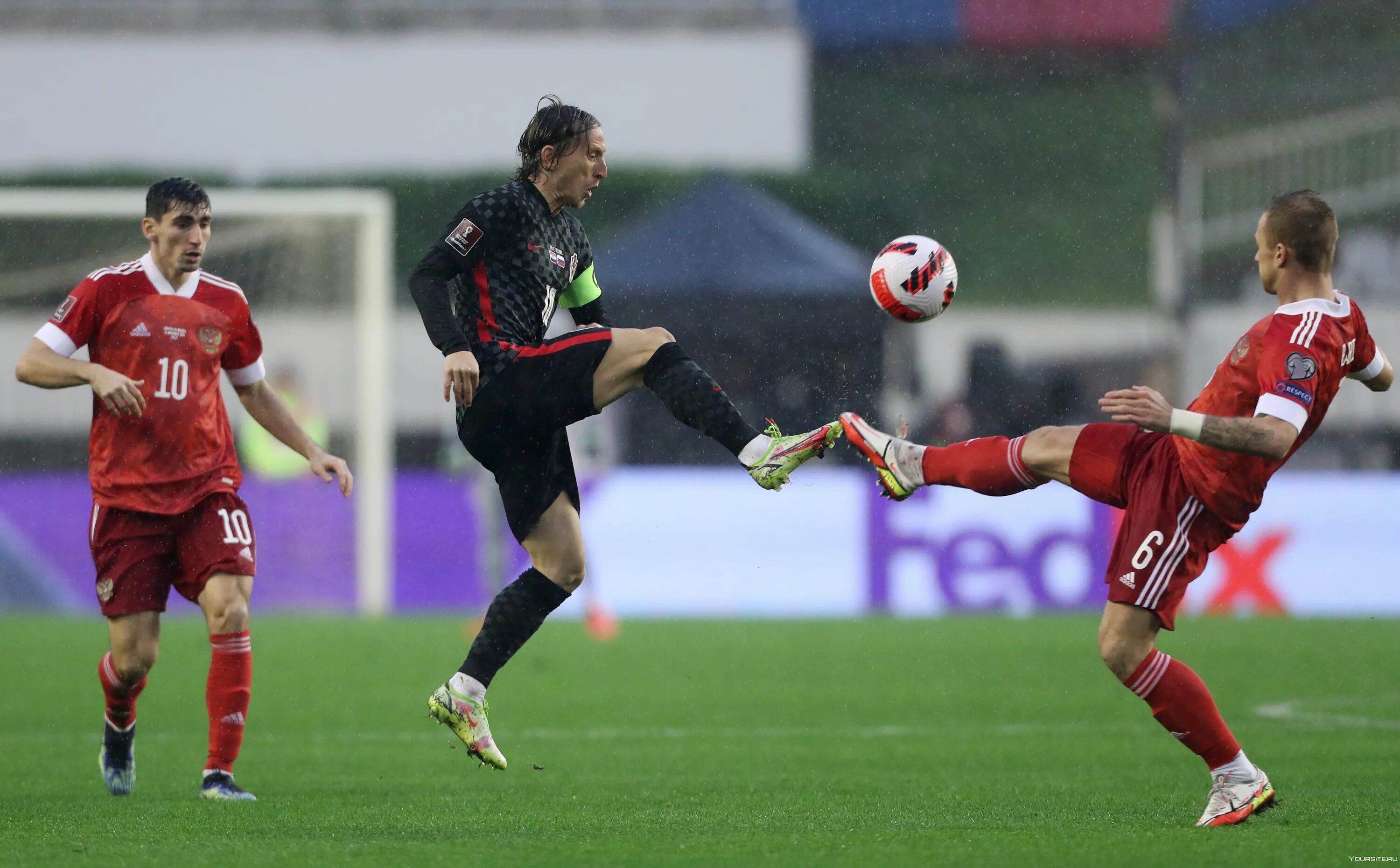 Футбол отборочный турнир чемпионата. Футбол отборочный турнир чемпионата. Футбол отборочный турнир чемпионата. Сборная хорватии 2022. Сборная россии по футболу 2018.