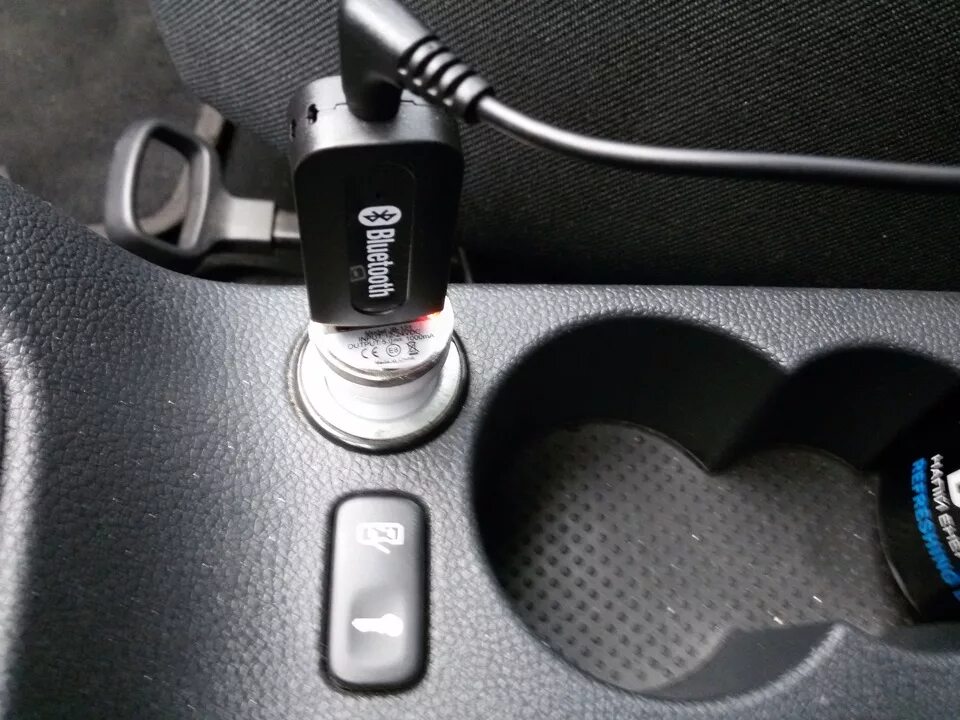 Прикуриватель USB aux Skoda.