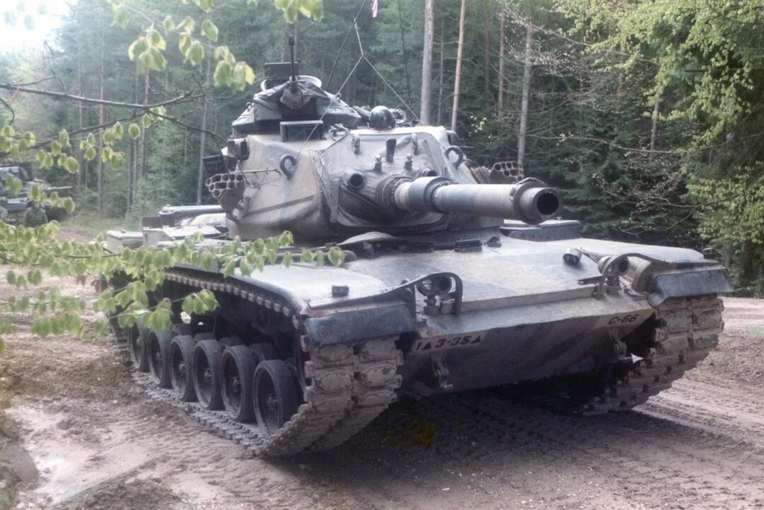 М60. Танк паттон м60. M60a1. Танк m60 patton. Американски м 60.