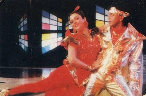 Танцуй танцуй фрагменты. Танцуй, говинда, танцуй фильм 1992. митхун чакраборти и мандакини танцуй танцуй. мандакини танцуй танцуй и митхун. митхун и мандакини.