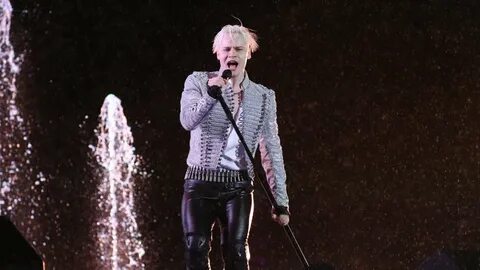 Скандал шамана на песне года