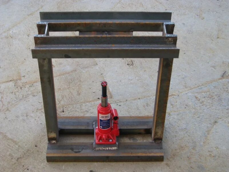 Пресс для запрессовки и выпрессовки подшипников. Самодельный зуботехнический пресс. Самодельный гидропресс из домкрата. Пресс гидравлический 32т артикул. Гидравлический пресс из 20 швеллера.