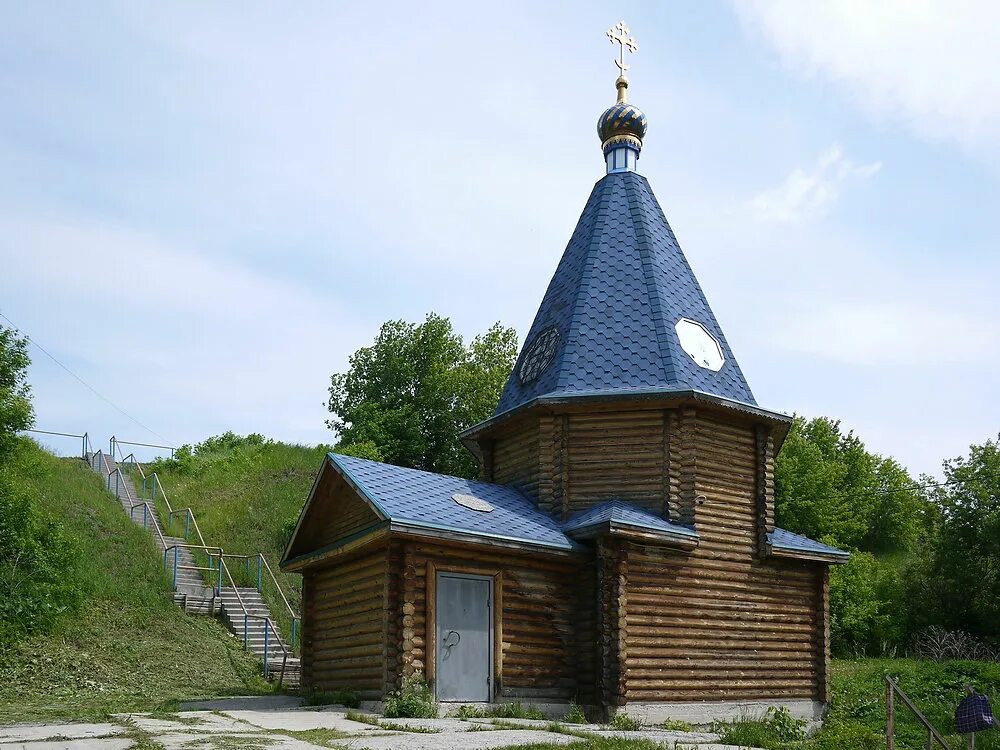 Мужской монастырь источник. Святой источник преподобного Далмата Исетского город Далматово.. Святой источник Далматовский Успенский монастырь. Далматовский монастырь купель. Далматово мужской монастырь Курганская область.