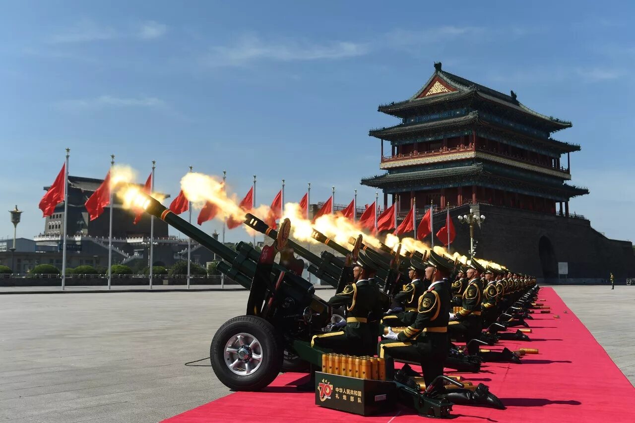 военный парад в китае на площади тяньаньмэнь. парад ноак женщины. военный парад в честь 70-летия кнр. военный парад в китае. китайский парад победы.