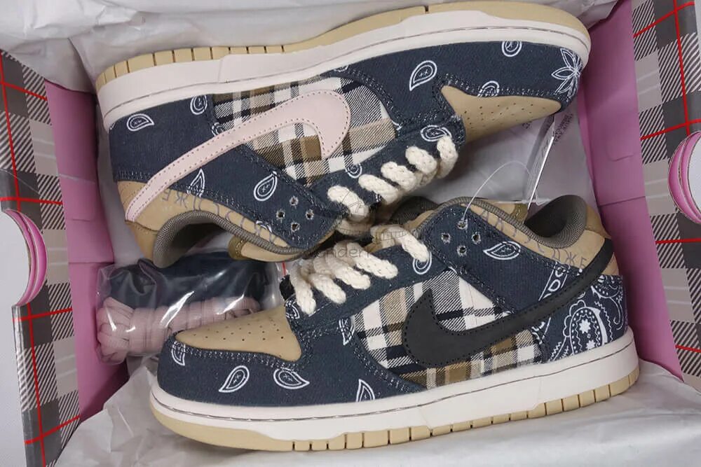 Nike Dunk Travis Scott 2022. Nike SB Dunk Travis Scott. Nike Dunk Travis. Nike Dunk Travis Scott. Найк трэвис скотт оригинал