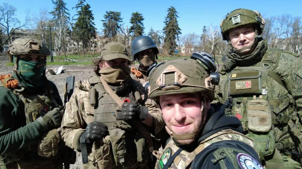 Чвк вагнер взяли соледар. Экипировка бойцов чвк вагнер. Наемники вагнера. Исповедь штурмовика чвк вагнер. Бойцы чвк вагнера.