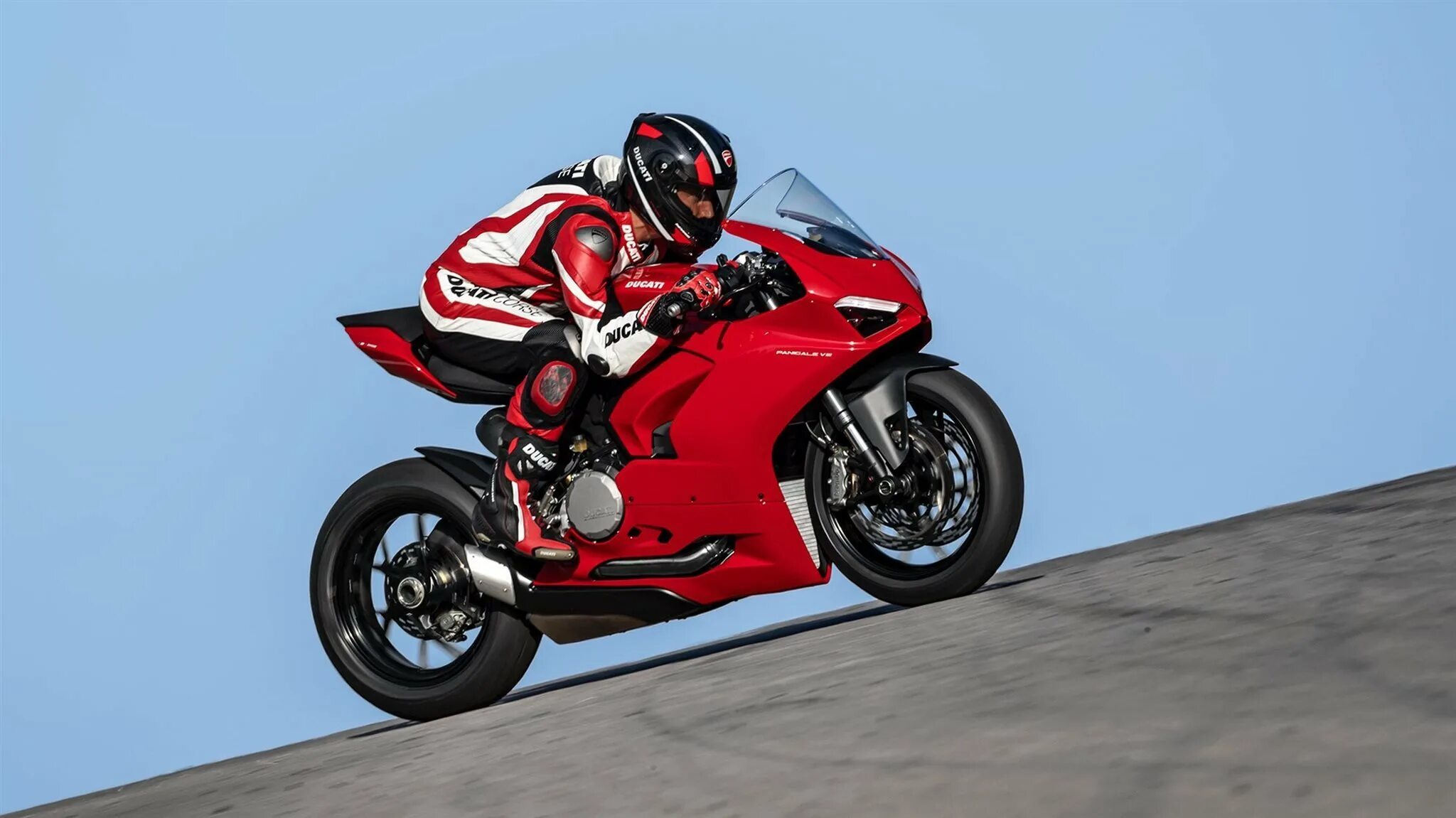 Дукати Panigale. Мотоцикл Дукати Panigale v2. Панигале v2. Ducati Panigale v2 модели.